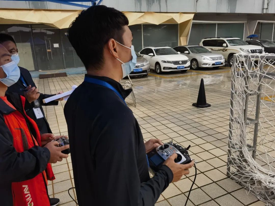 437ccm必赢国际无人机飞控师，，，，，声誉腾飞！