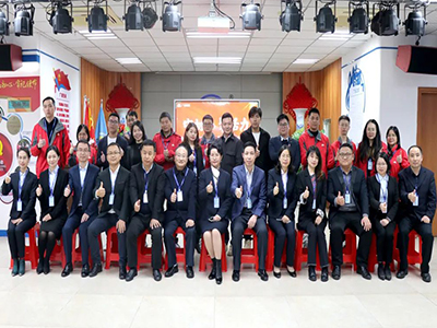 守初心 聚活力 创未来丨437ccm必赢国际集团2022 年度总结表扬大会圆满竣事