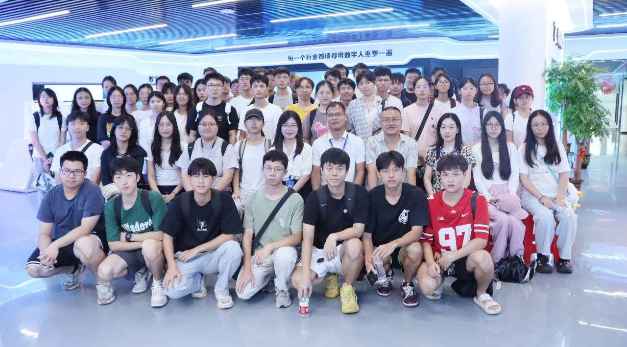 探索未来科技，，，，共筑智慧桥梁